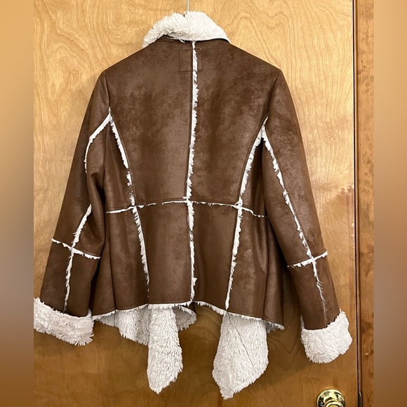 McGinn Exclusively For Nordstrom Faux Fur/Suede Jacket L - Picture 2 of 4